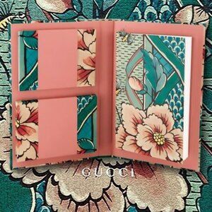 Gucci Illustrated Floral Stationary Set